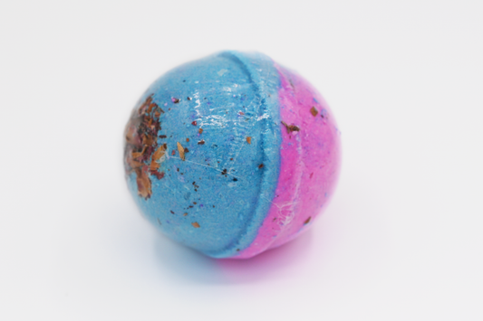 Mad in Love Bath Bomb